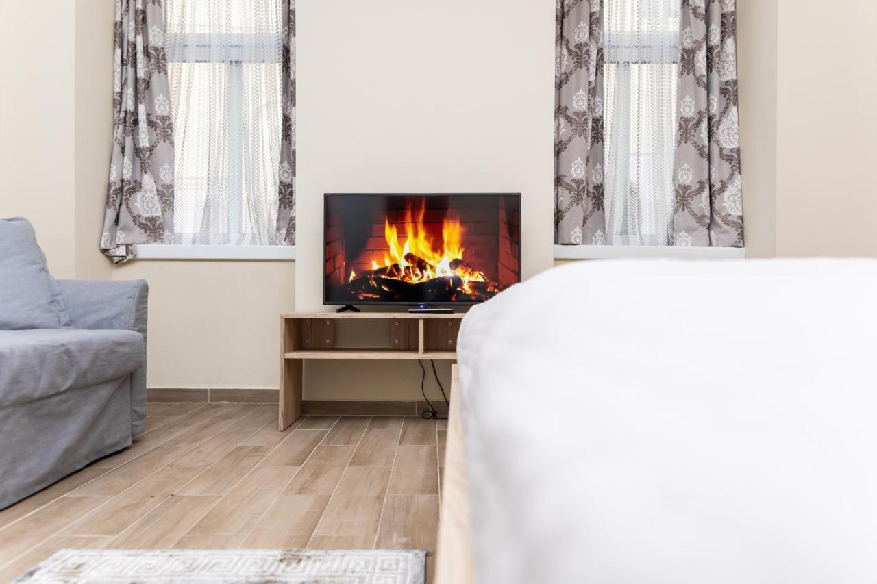 Comfortable Romantic 1 Bedroom Apartment Near Augarten Вена Экстерьер фото
