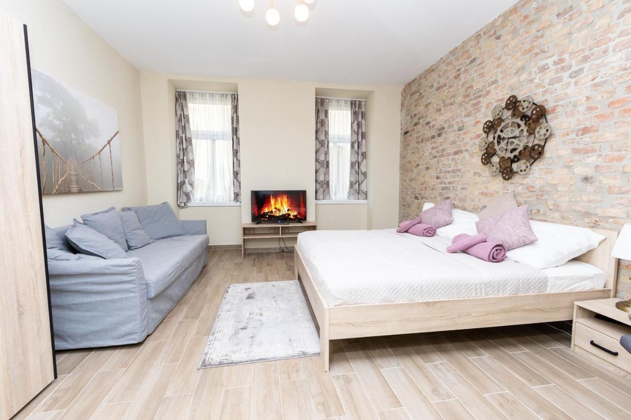 Comfortable Romantic 1 Bedroom Apartment Near Augarten Вена Экстерьер фото